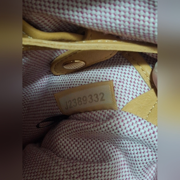 Dooney & Bourke Dillen Crossbody Satchel Mustard Yellow NWOT - Picture 3 of 9